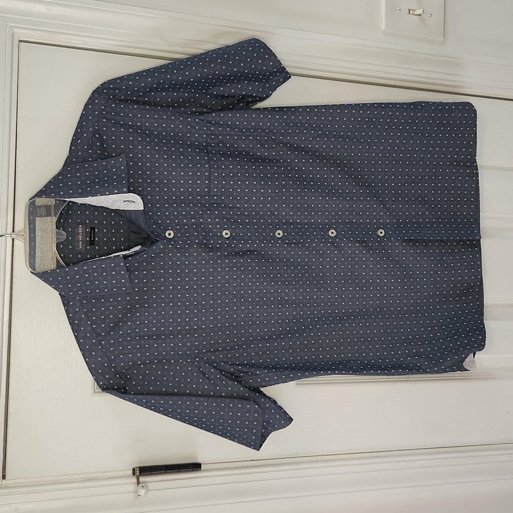 Van Heusen dress shirt